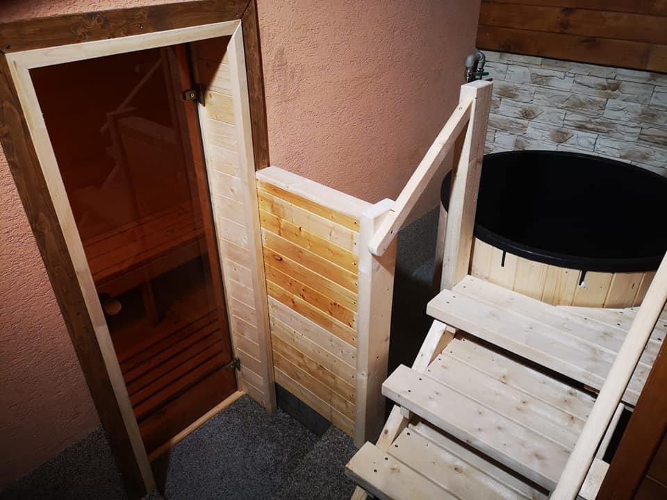 sauna[2].jpg